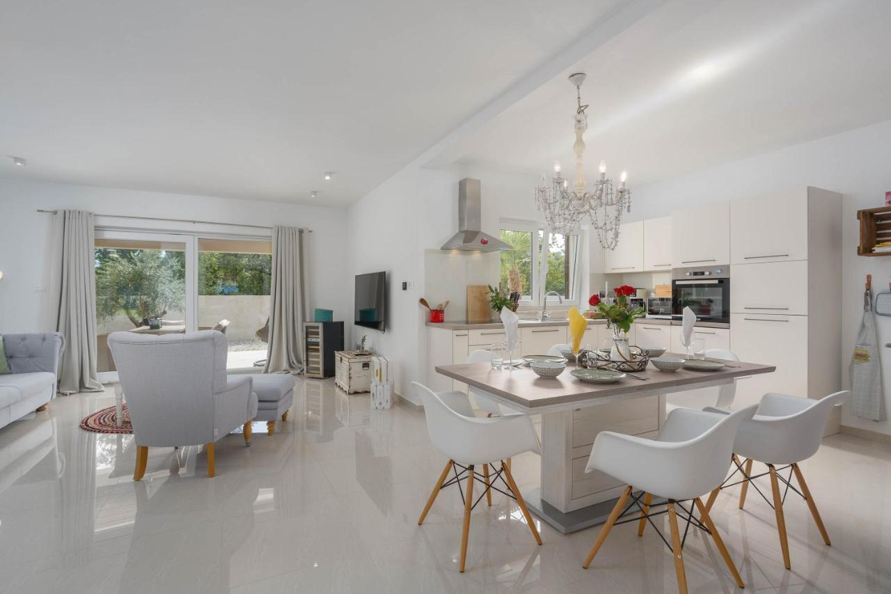 Villa Antonada Vrh  Ngoại thất bức ảnh